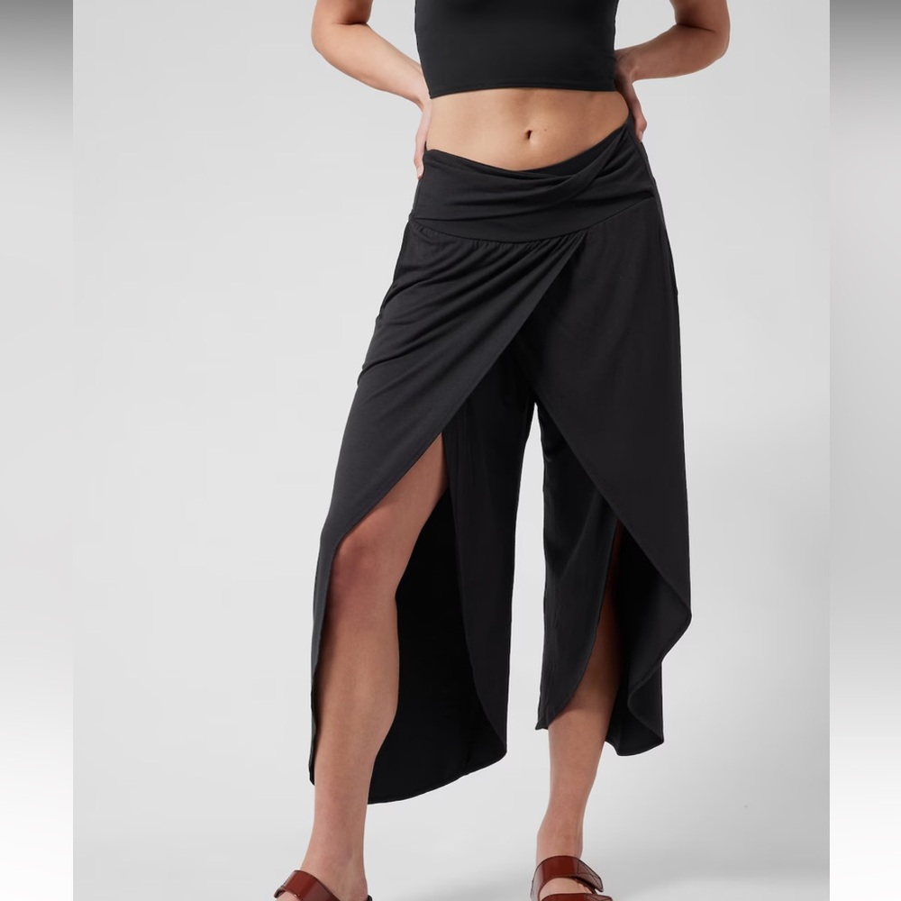 Athleta release pants
